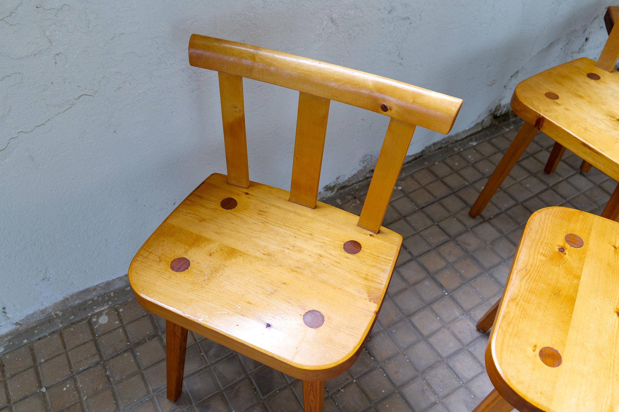 Modern Swedish set of 4 pine dining chairs.