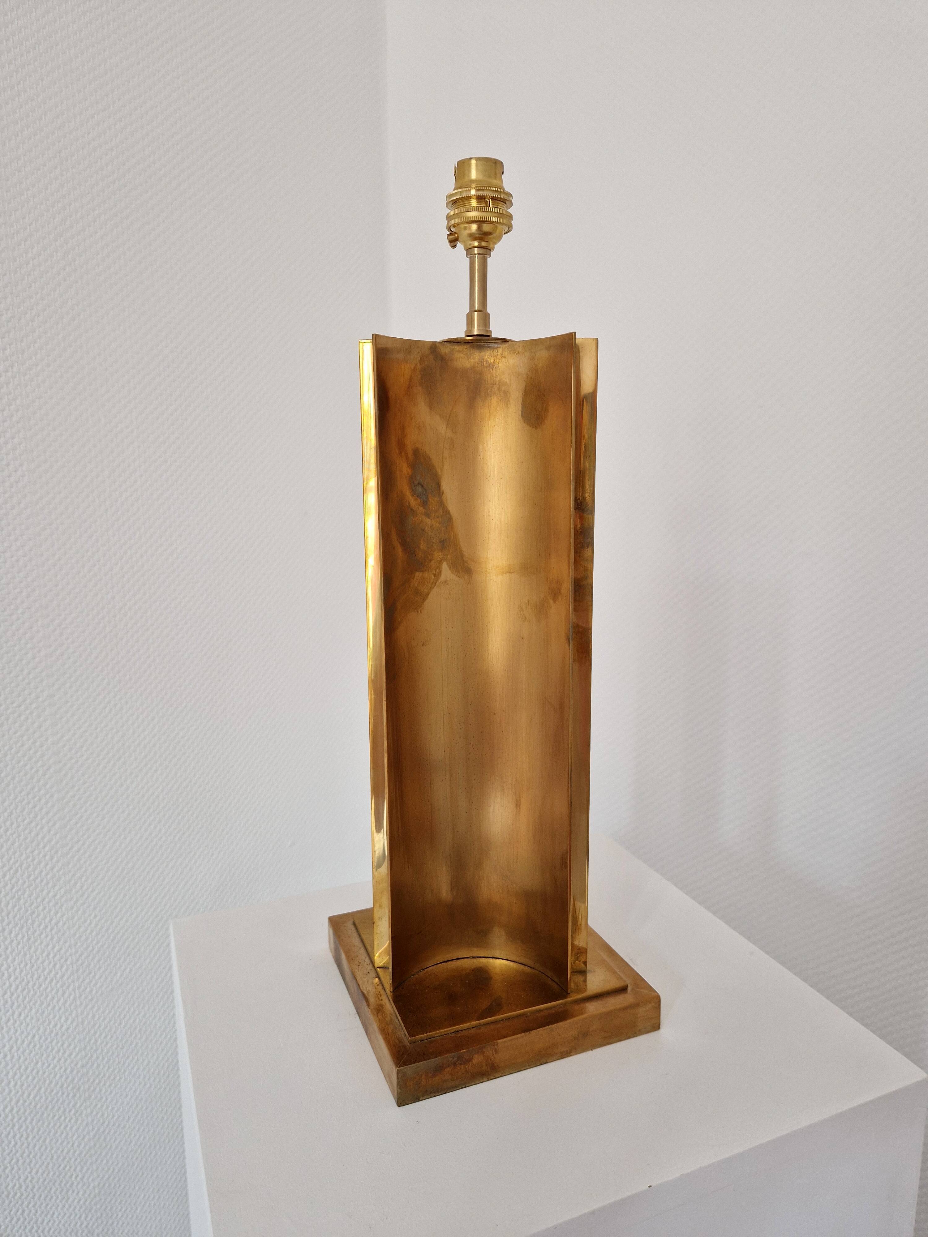 Vintage geometric brass lamp foot, Italy circa 1970