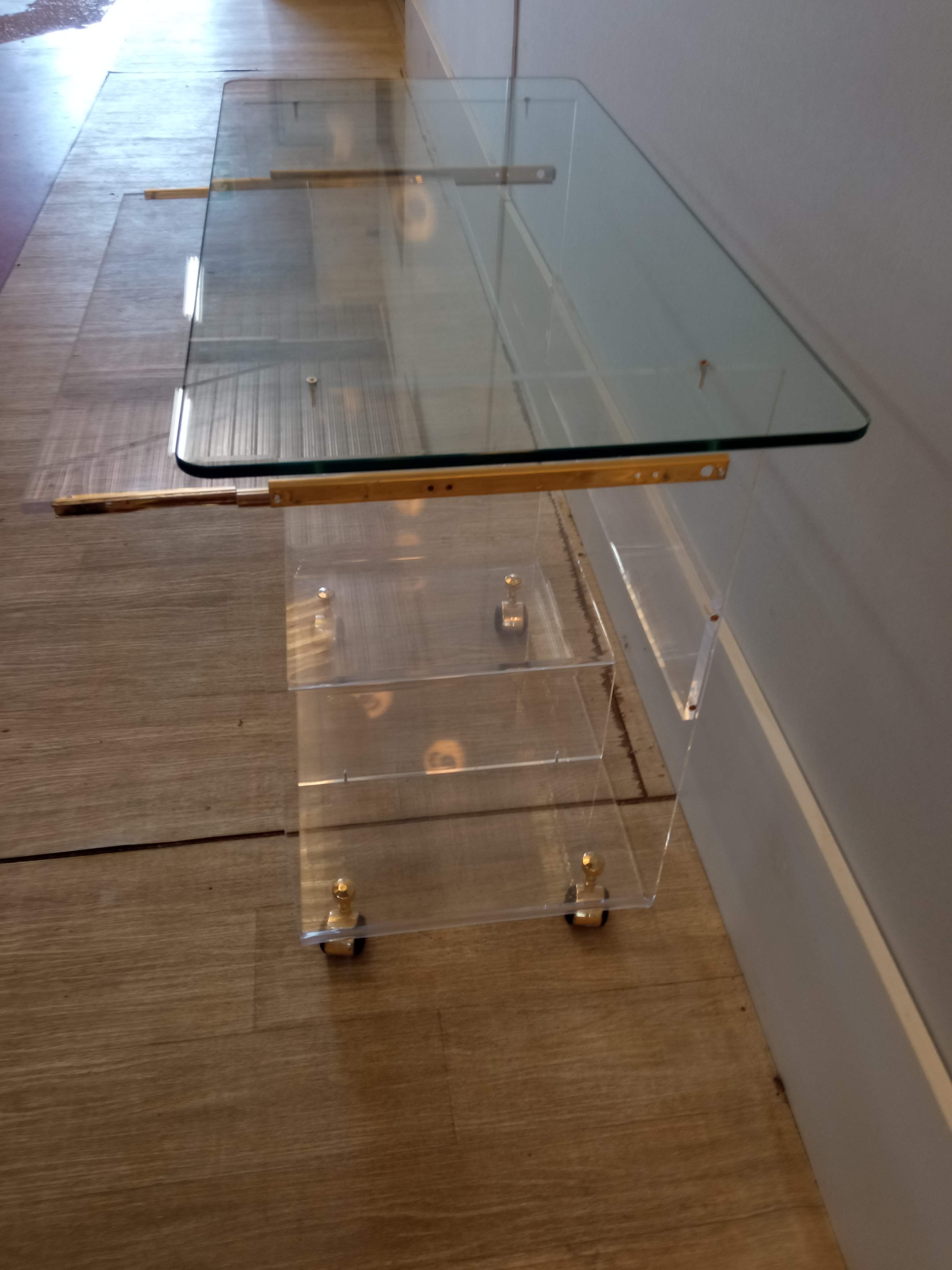 Bureau informatique en plexiglas David Lange