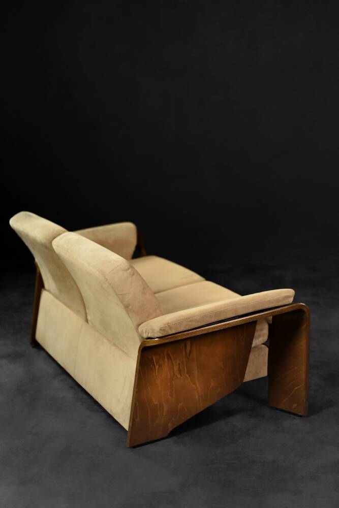 Modern Norwegian mid-century two-seater sofa, low-back loveseat Stressless Pegasus by Ekornes.