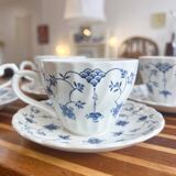 4 tasses et sous tasses anglaises - Staffordshire Churchill Finlandia