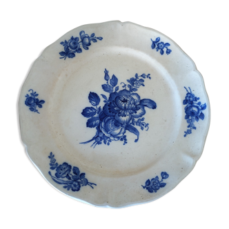 Villeroy plate and old boch