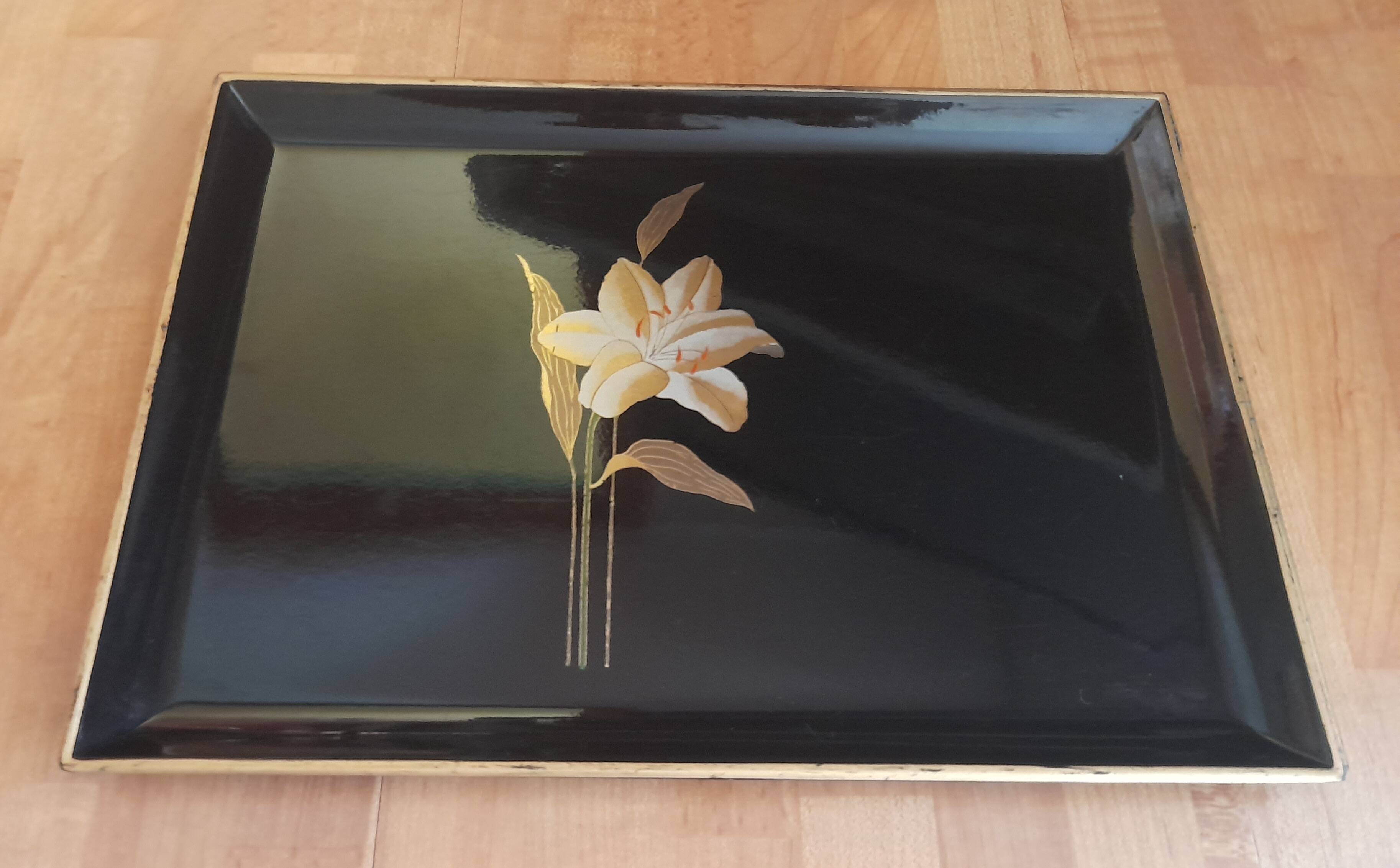 Vintage black lacquered tray - Melarti