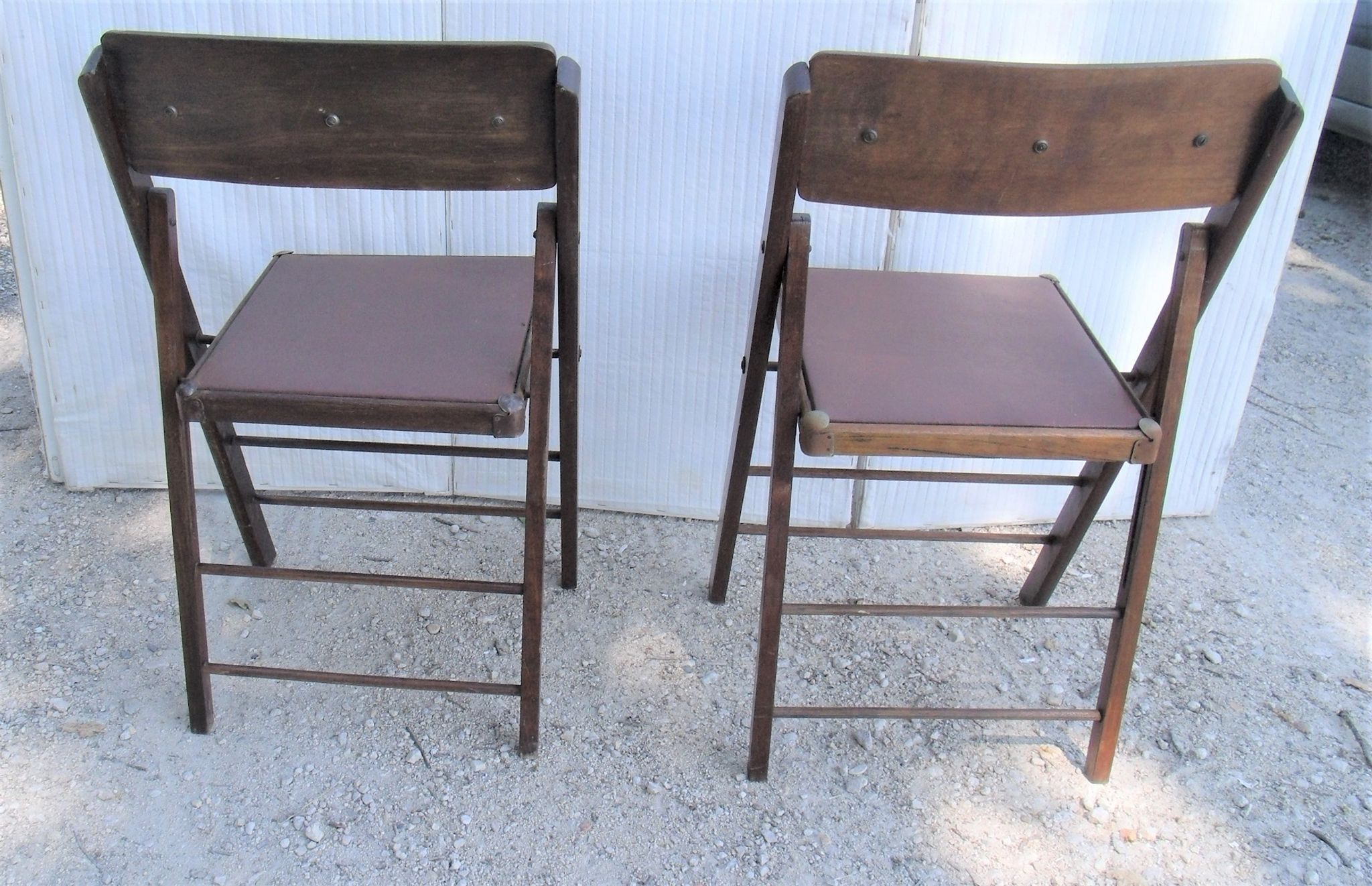 Set of 2 chairs wood folding american trump and skai
