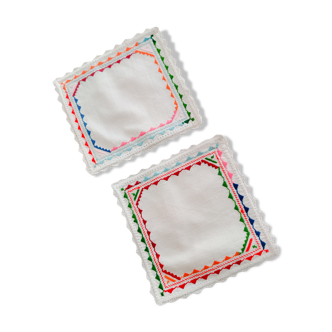 Napperons colorés années 70