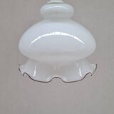 Flower suspension in milky opaline