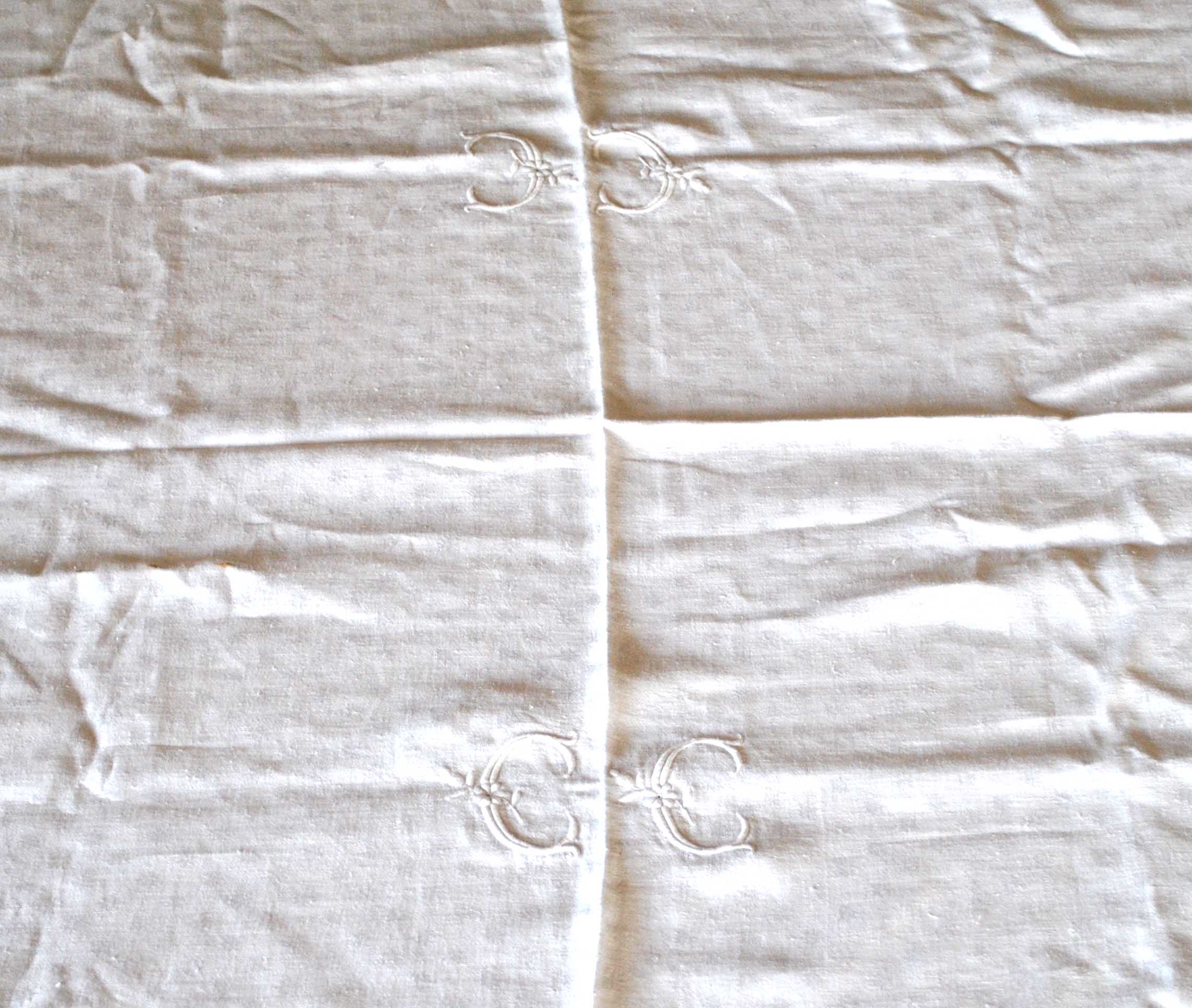 Vintage tablecloth in damask cotton white embroidered monogram CC 160x130 *D9*