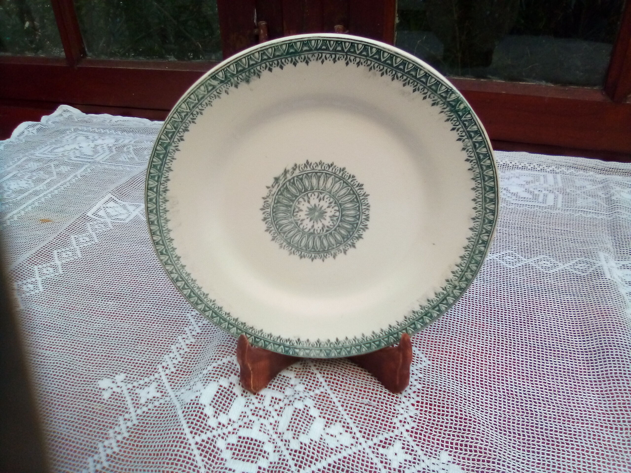 5 dessert plates Terre de Fer Creil Montereau