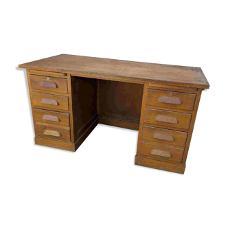 Bureau administratif adulte
