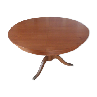 Wooden round table central feet with extensions