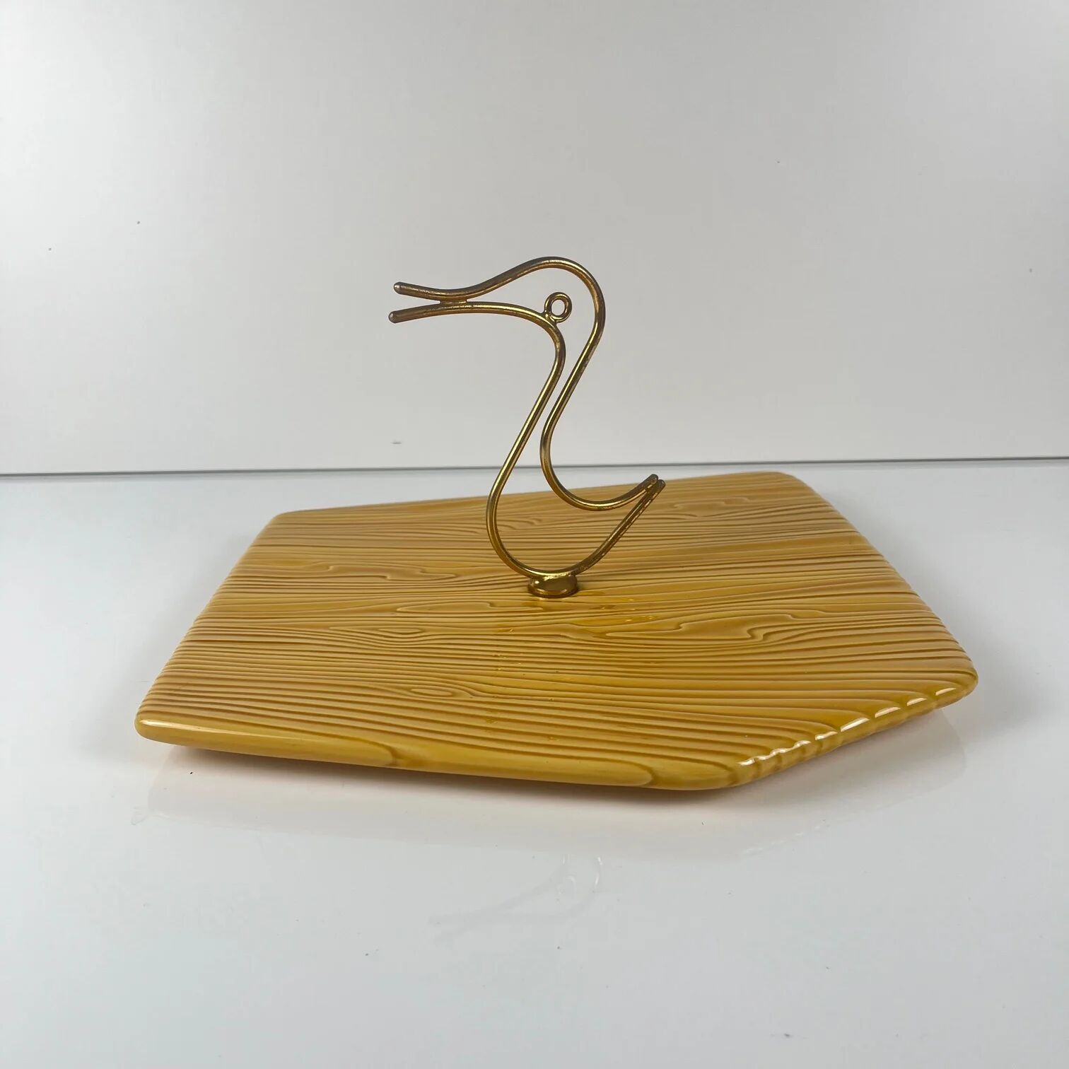 Plateau à fromage Vallauris, poignée canard, 1950/60