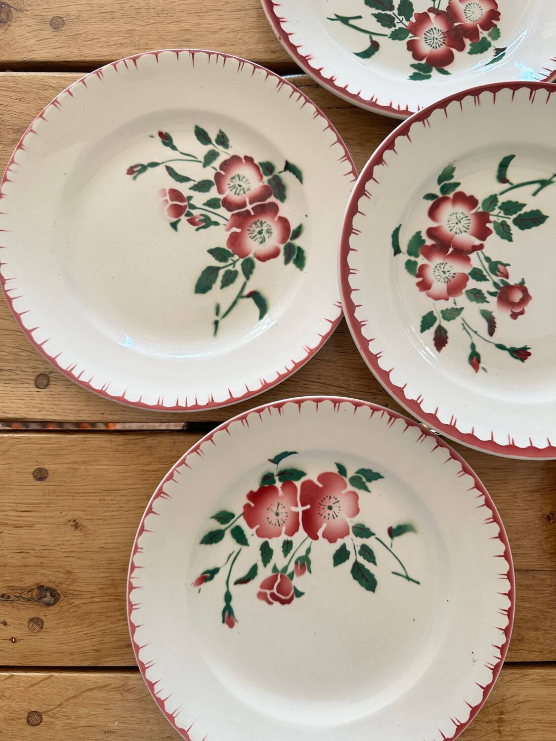 6 small flower plates
