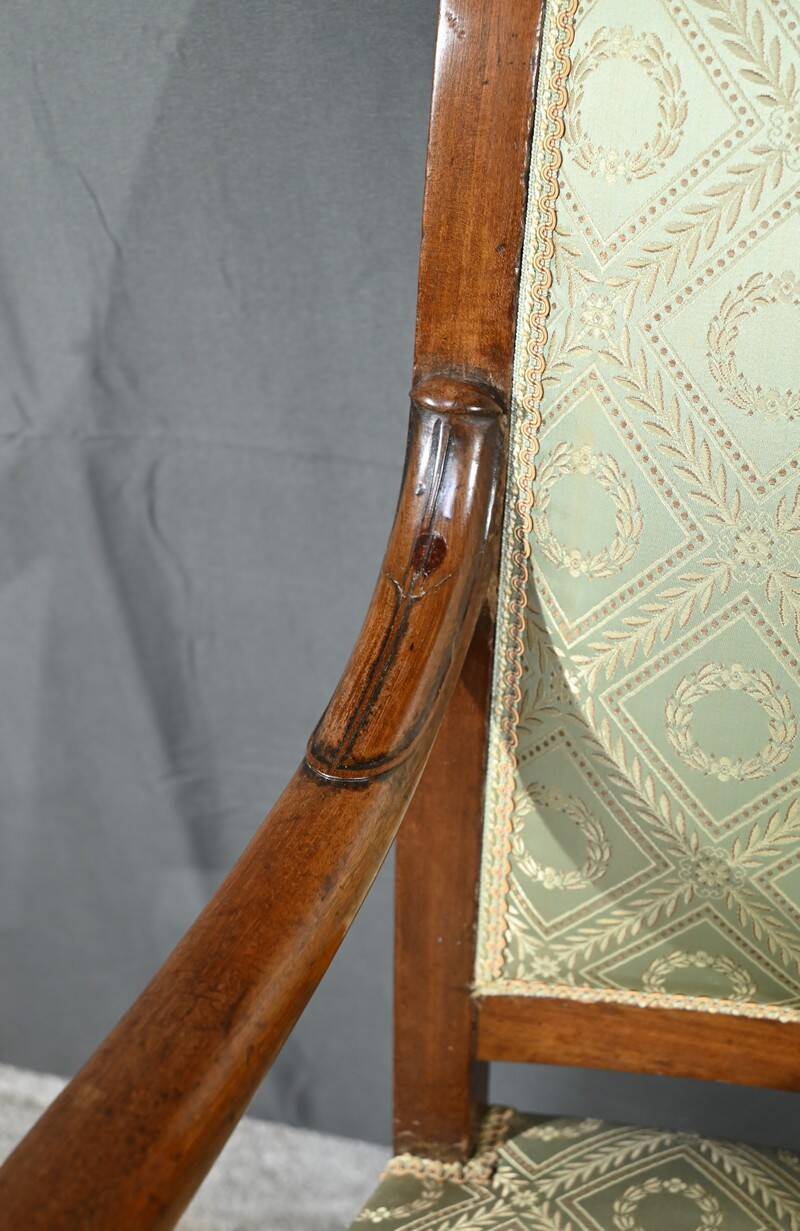 Paire de Fauteuils à Crosses en Acajou, époque Restauration – Début XIXe