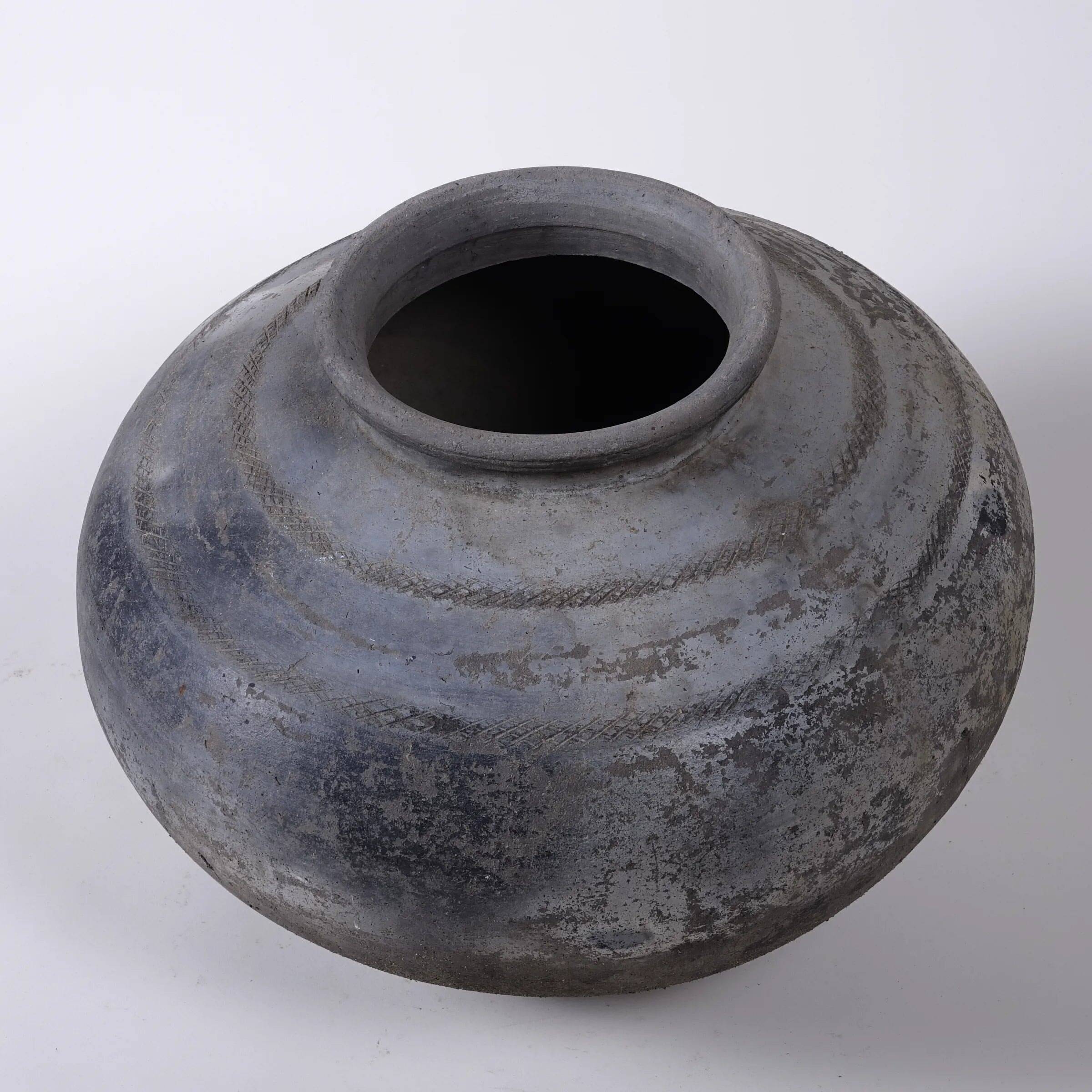 Paani - Indian terracotta jar no. 3