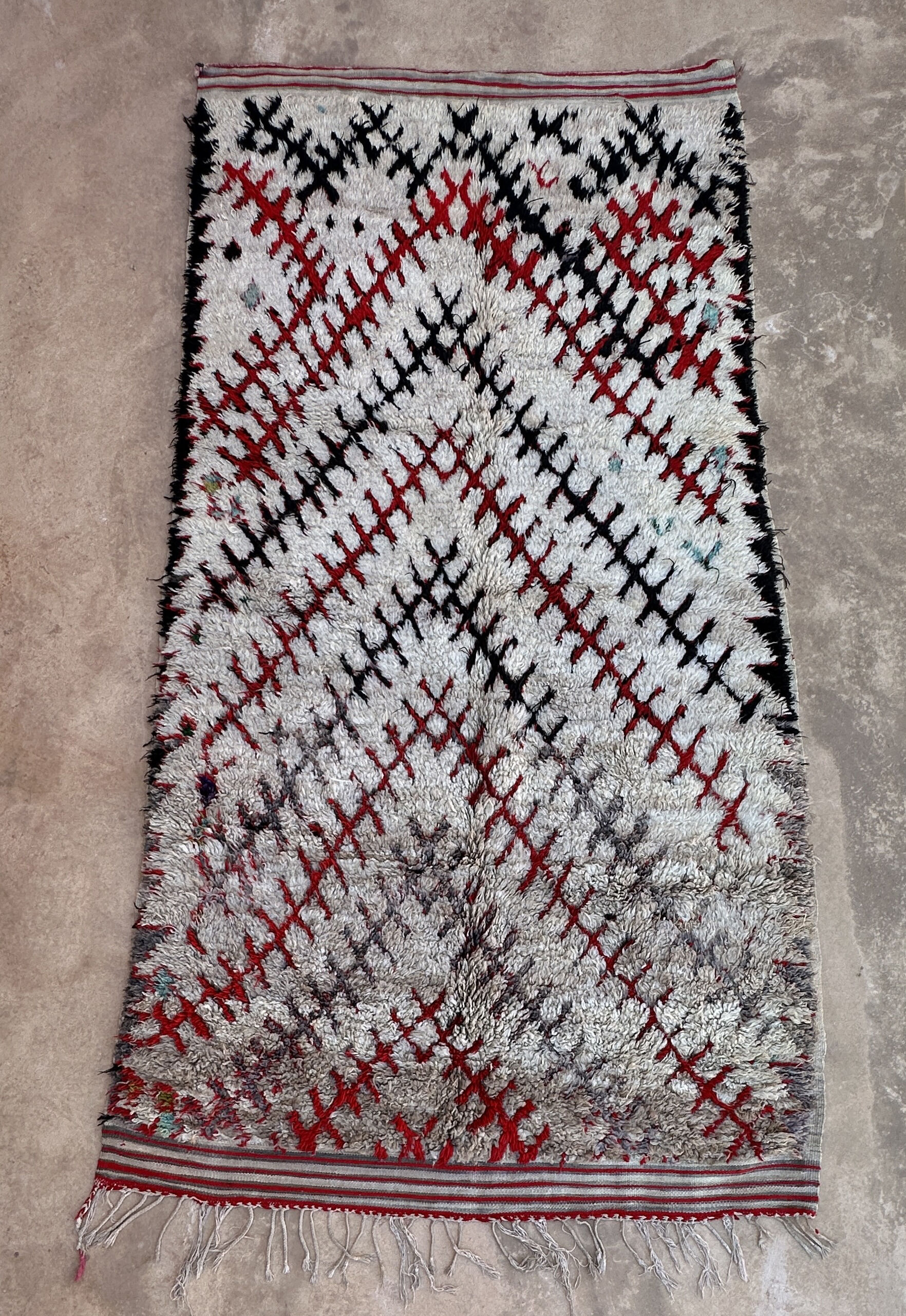 Moroccan Tqpis - 150 x 290 cm