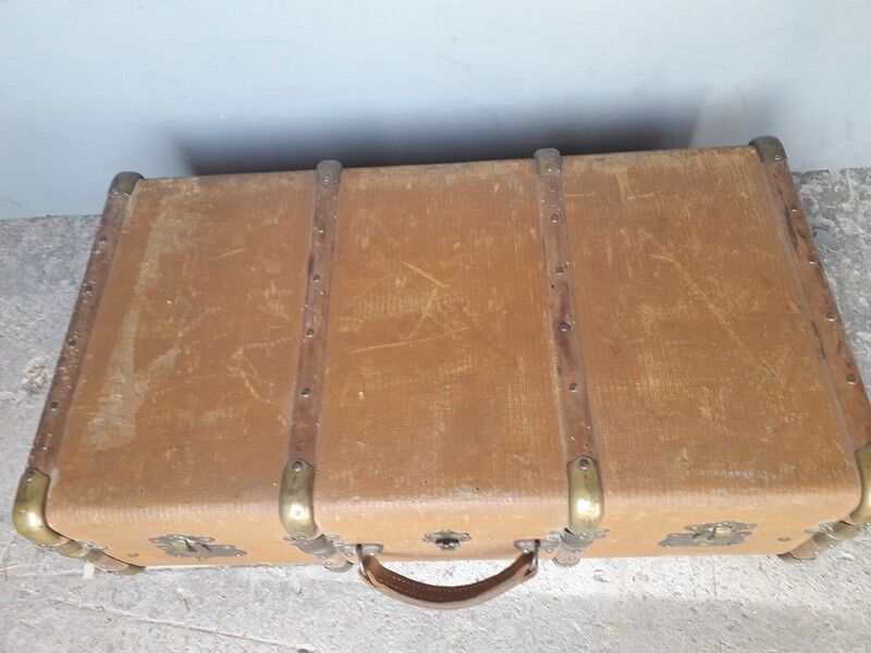 Travel malle / suitcase period 1940/50 drinks and brass