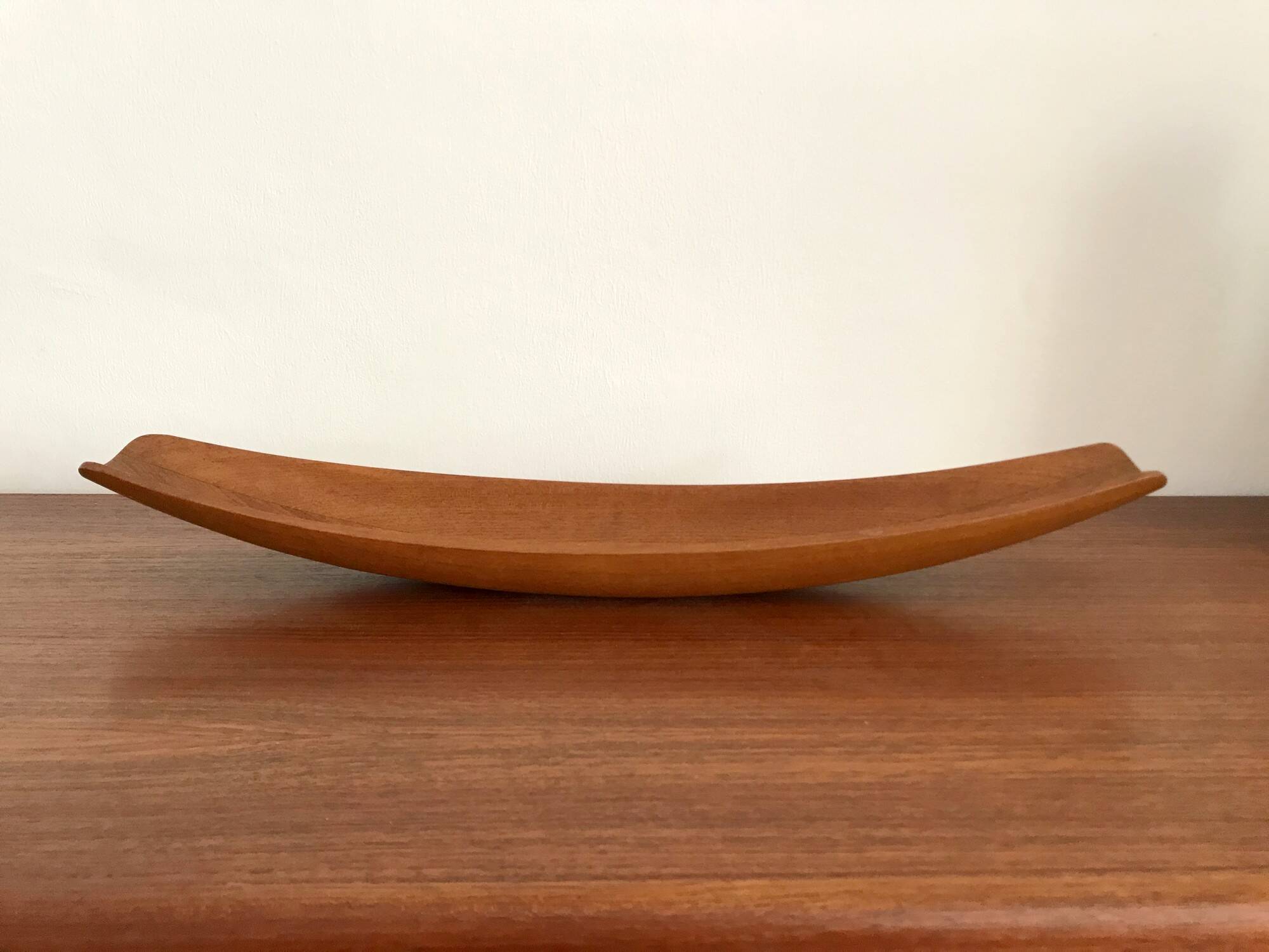 Scandinavian teak dish by Jens Quistgaard for Dansk design vintage 60s