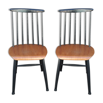 Pair of scandinavian Tapiovaara chair
