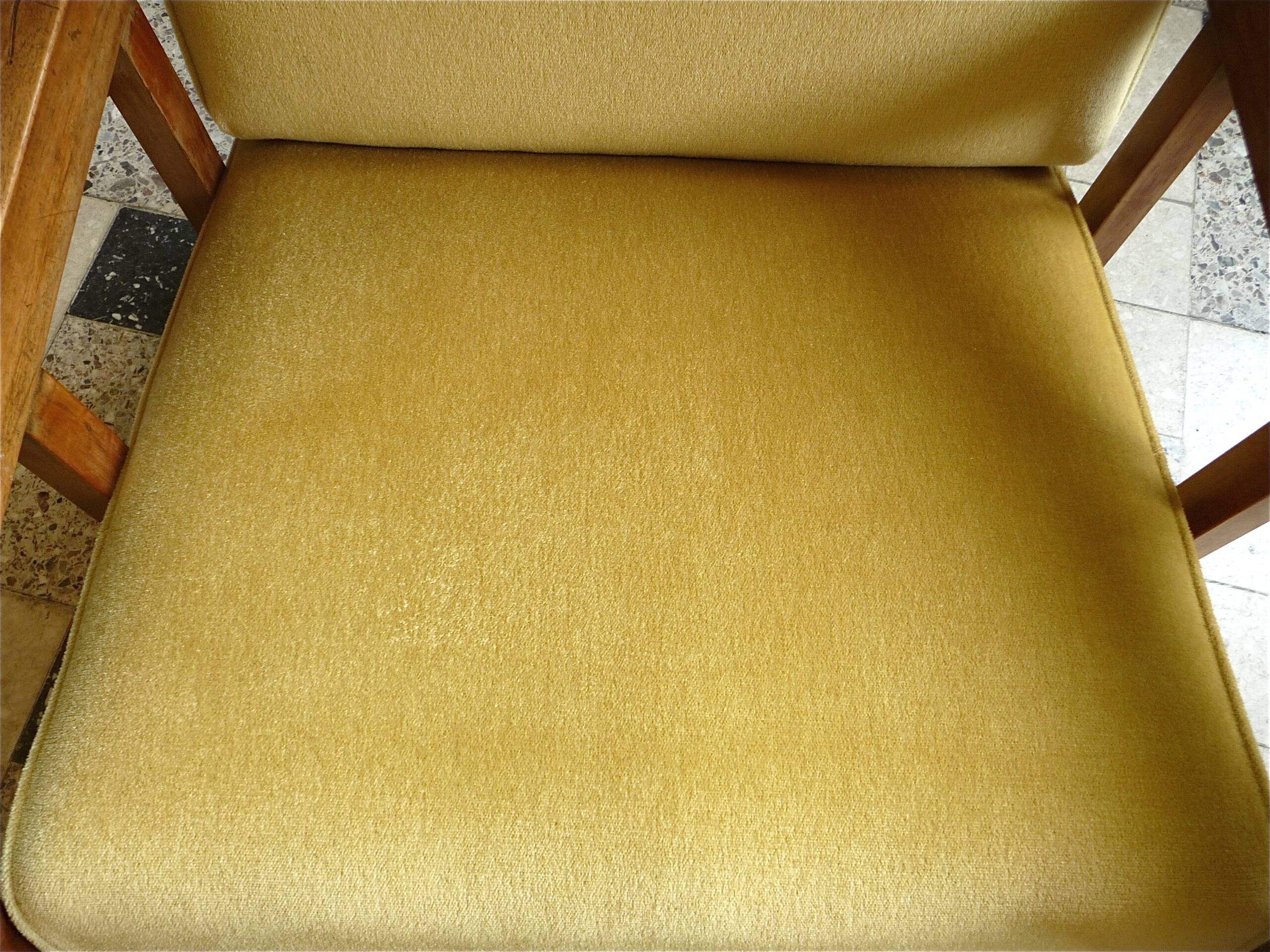 Set of 2 Cubist Art Déco Club Chairs in Wood and Velvet, Germany 1920s