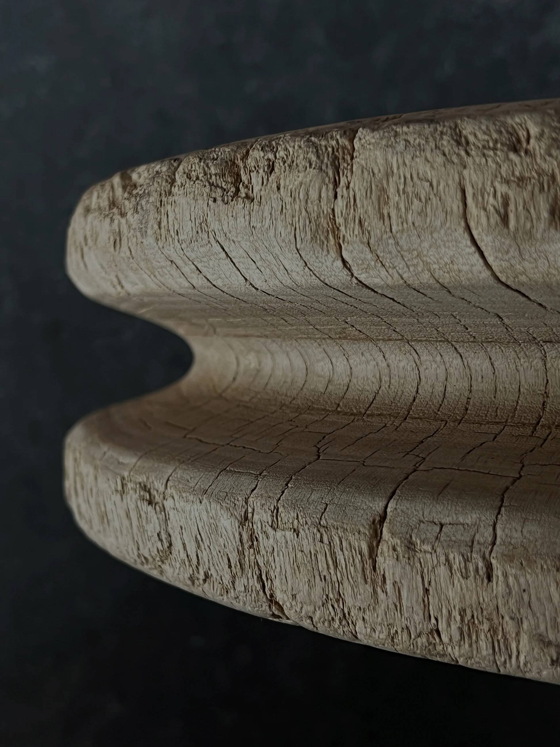 Sculptural wood - Ø44cm