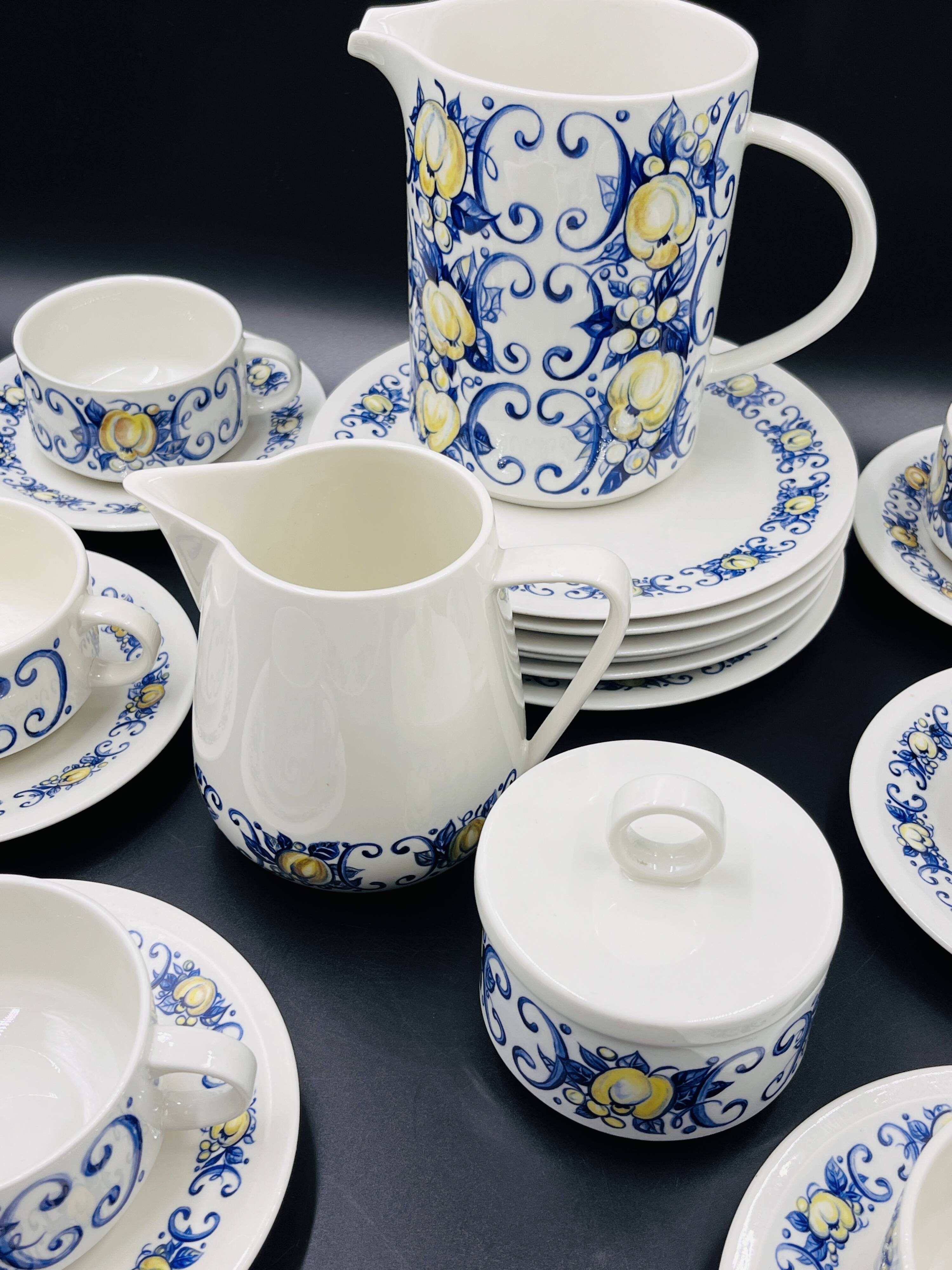 Cadiz Villeroy & Boch lunch service
