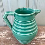 Set of 4 pitchers
