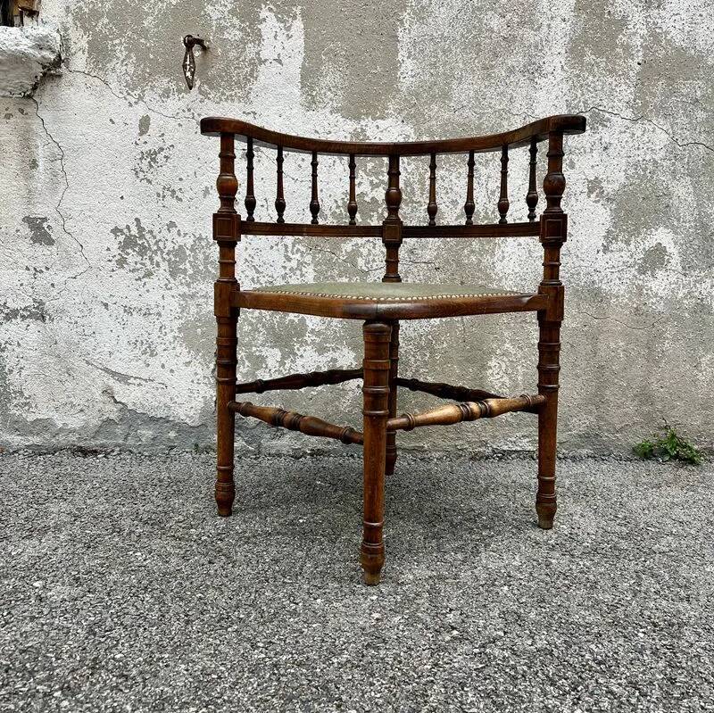 Antique corner chair