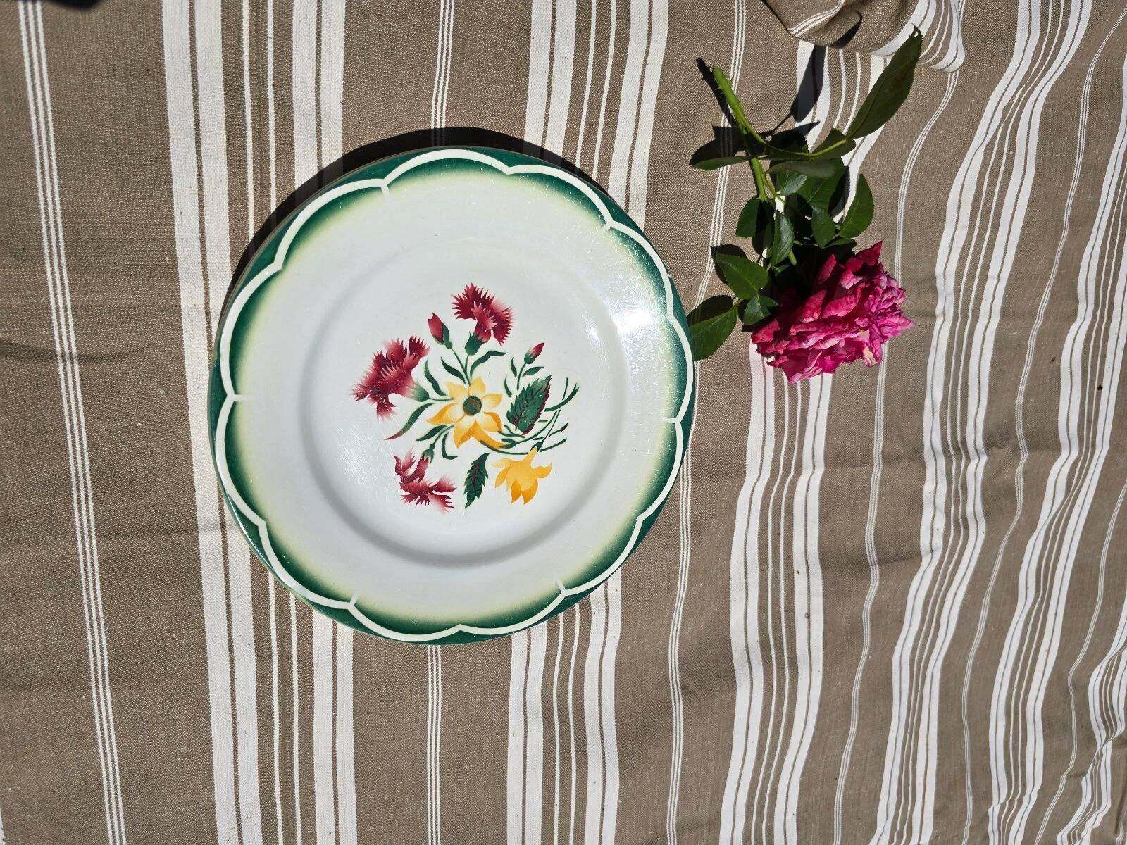 Set of 4 antique flat plates Digoin Sarreguemines Ester
