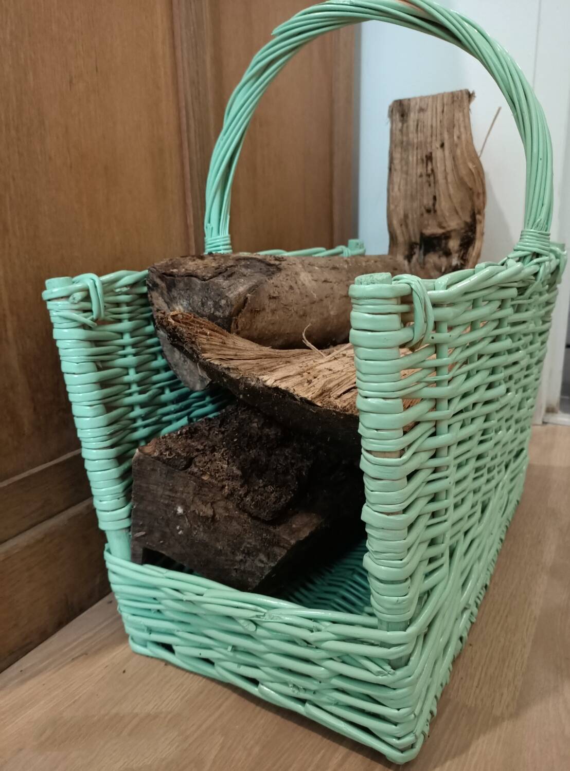 Log basket
