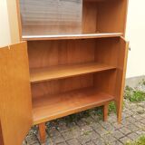 Commodity with vintage showcase