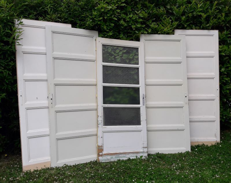 Porte vintage panneautée
