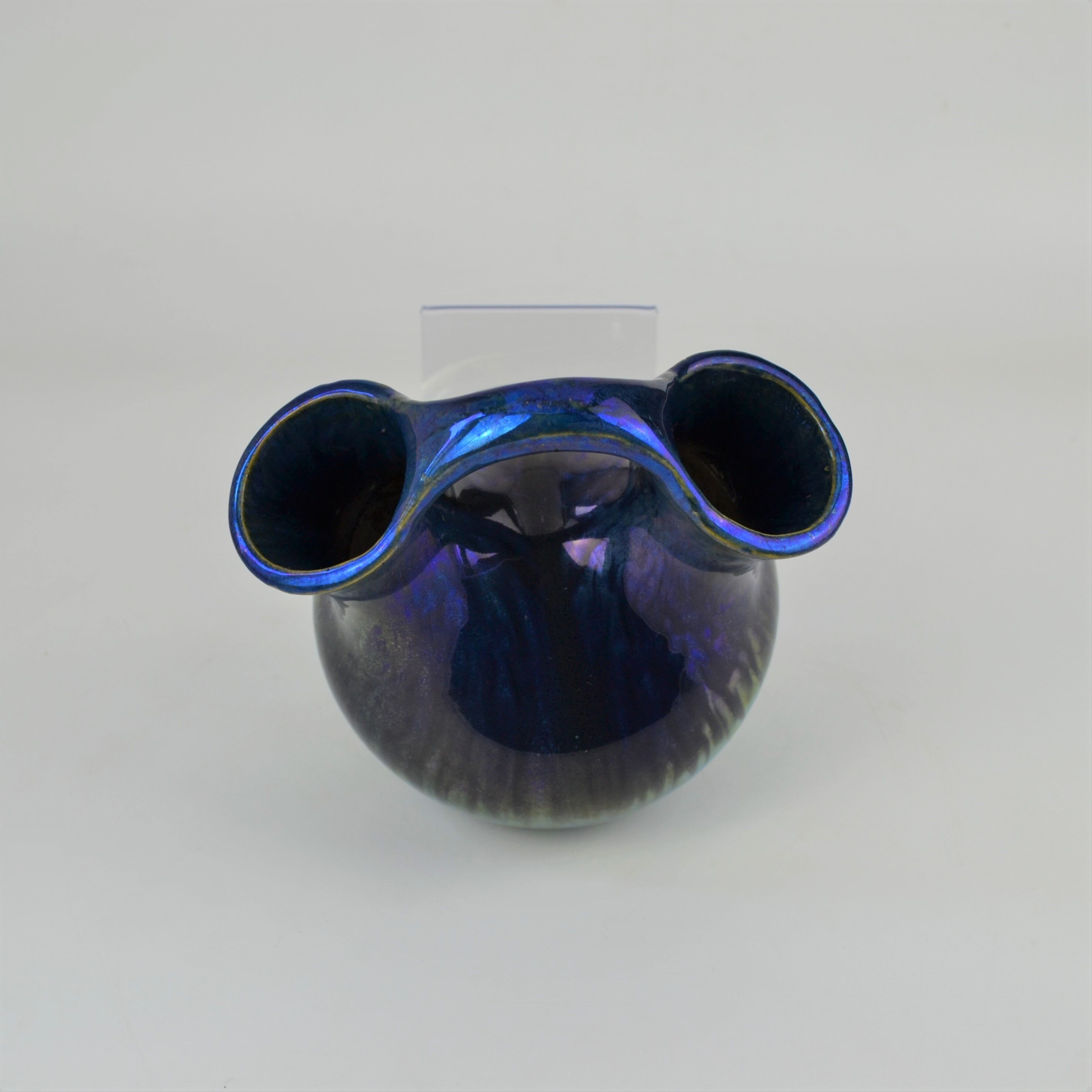 Vase en grès flammés à reflets métalliques de la S.A.P.C. de Rambervillers