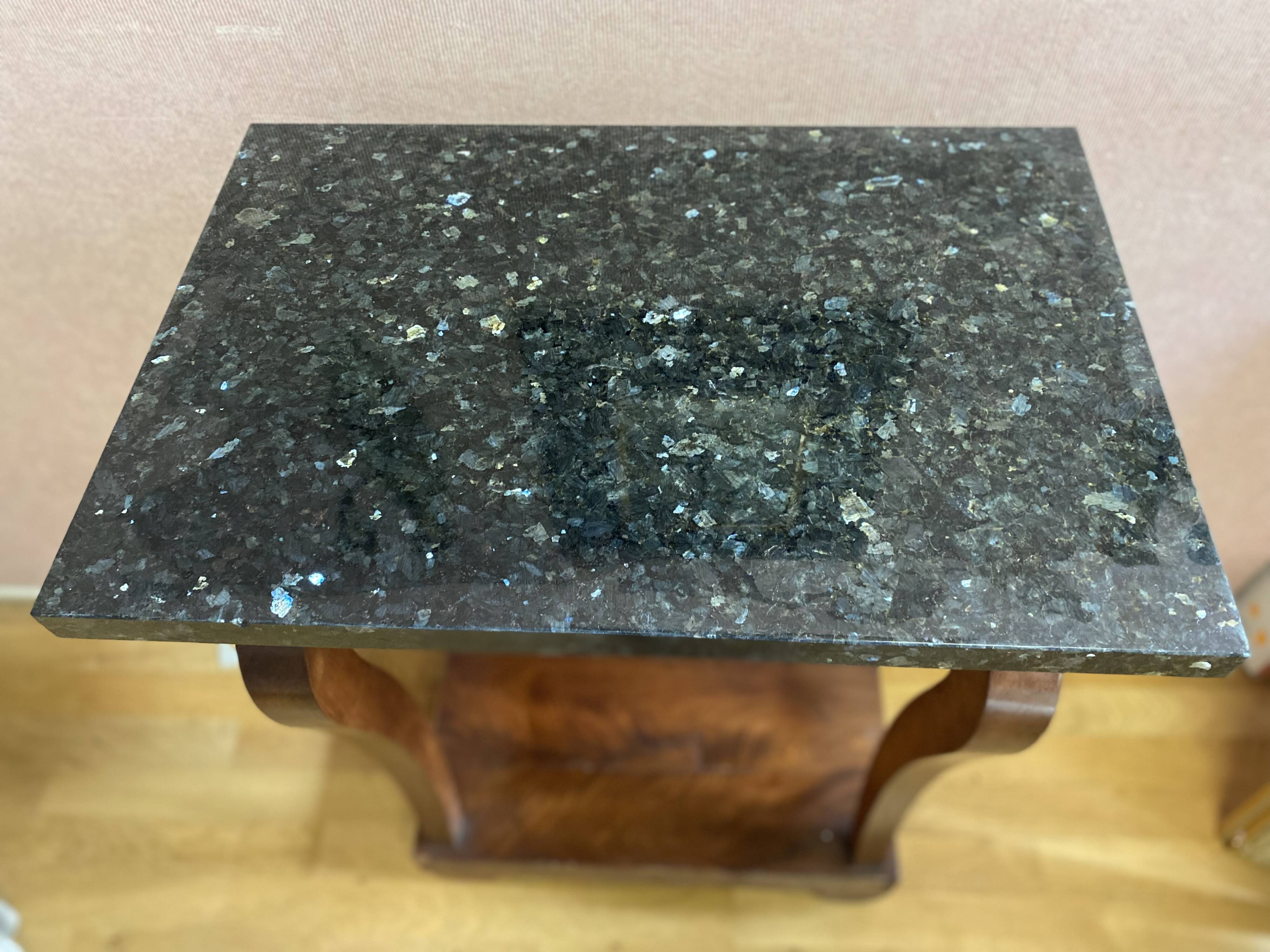 Console Restauration en placage d'acajou