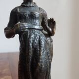 Statuette ancienne en bronze patiné