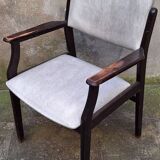 Fauteuil en bois et skaï