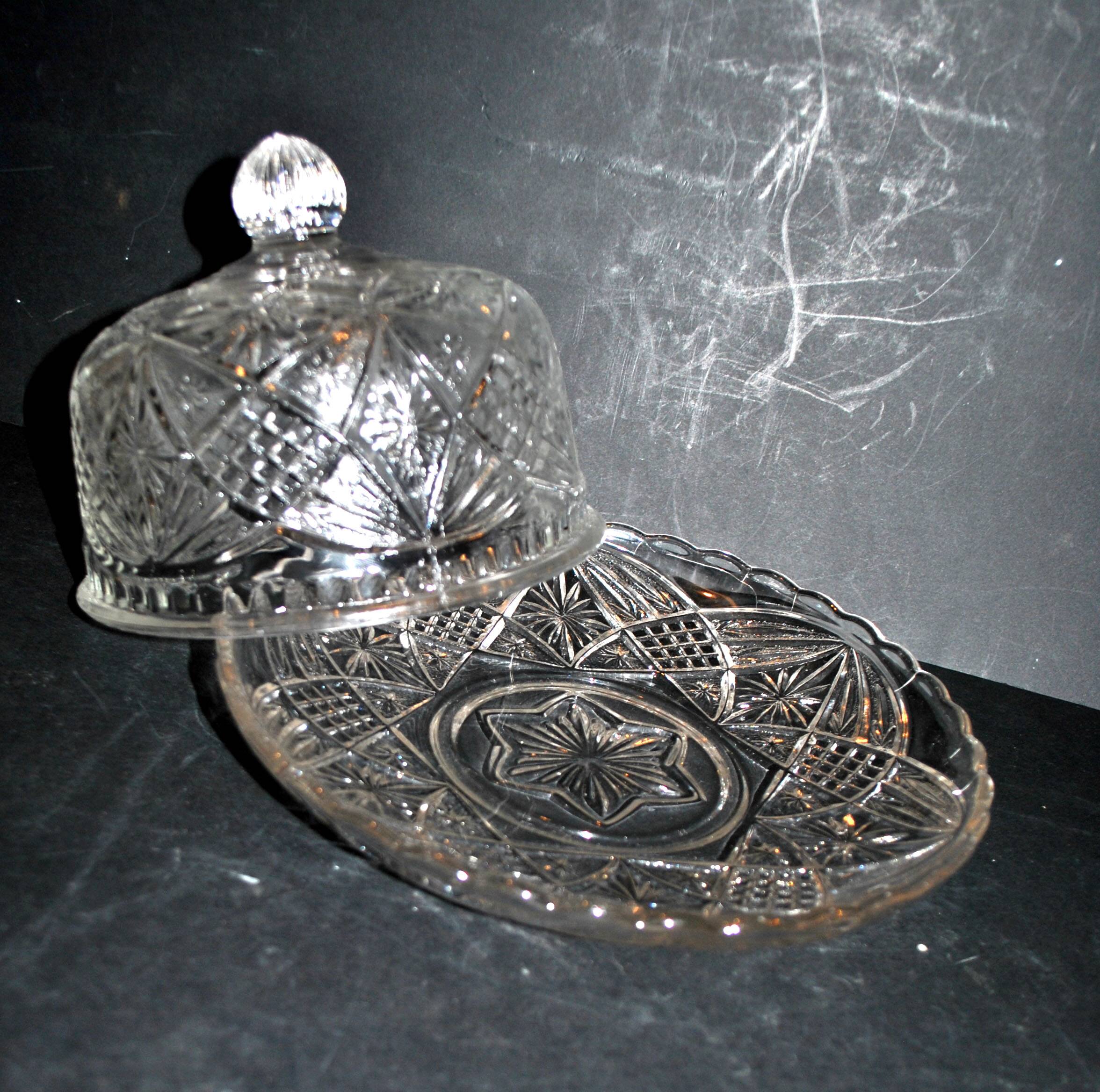 Vintage Portieux Vallerysthal pressed-molded glass cheese bell