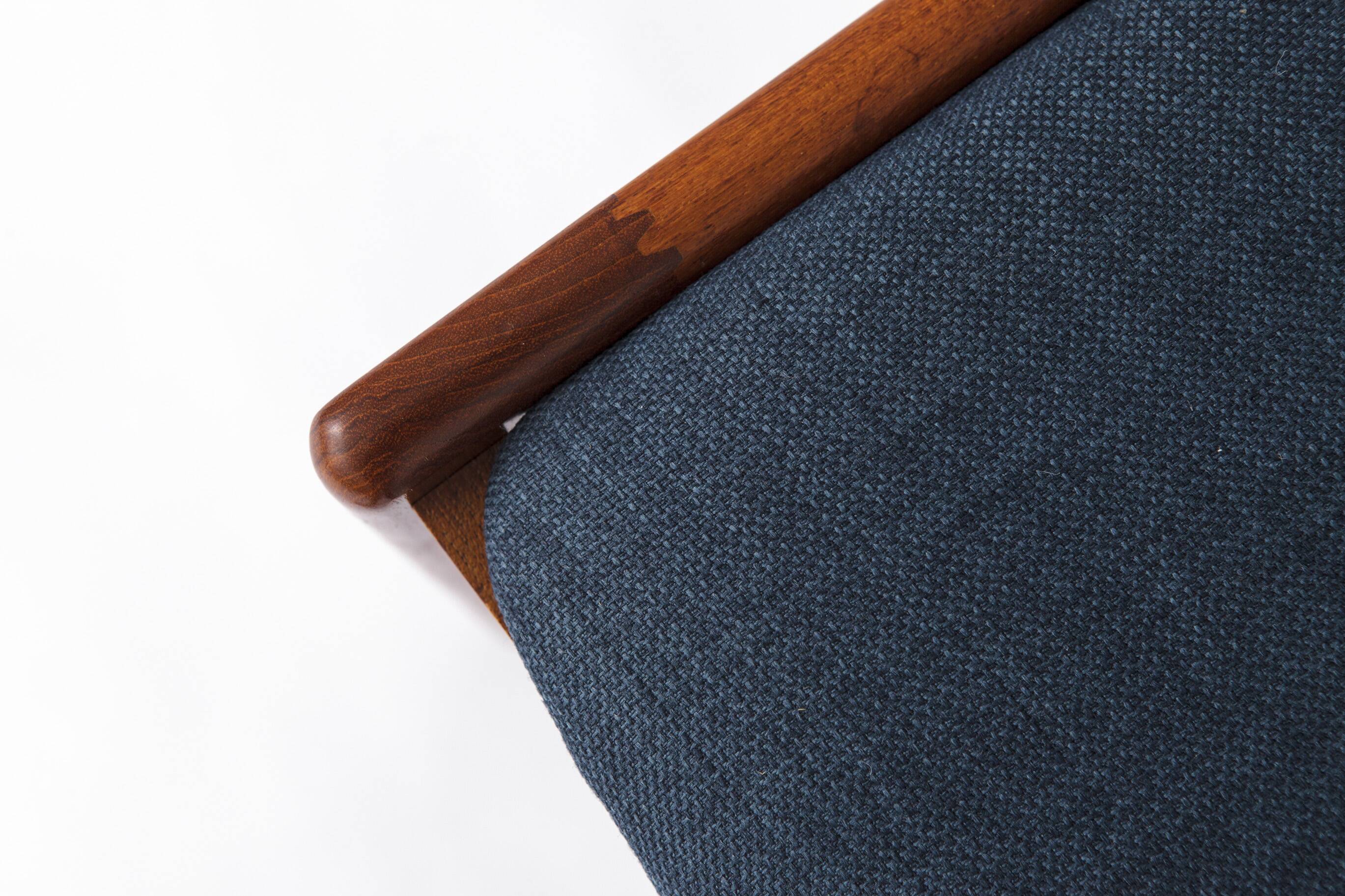 1 of 2 Danish Teak wood Chairs by Johannes Andersen Uldum Møbelfabrik 1960s