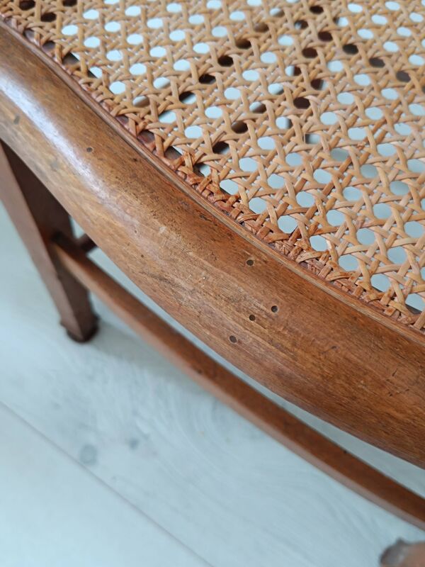 Chaise de nourrice cannée