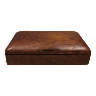 Wooden trinket box for storing jewellery, cigarettes or similar items.