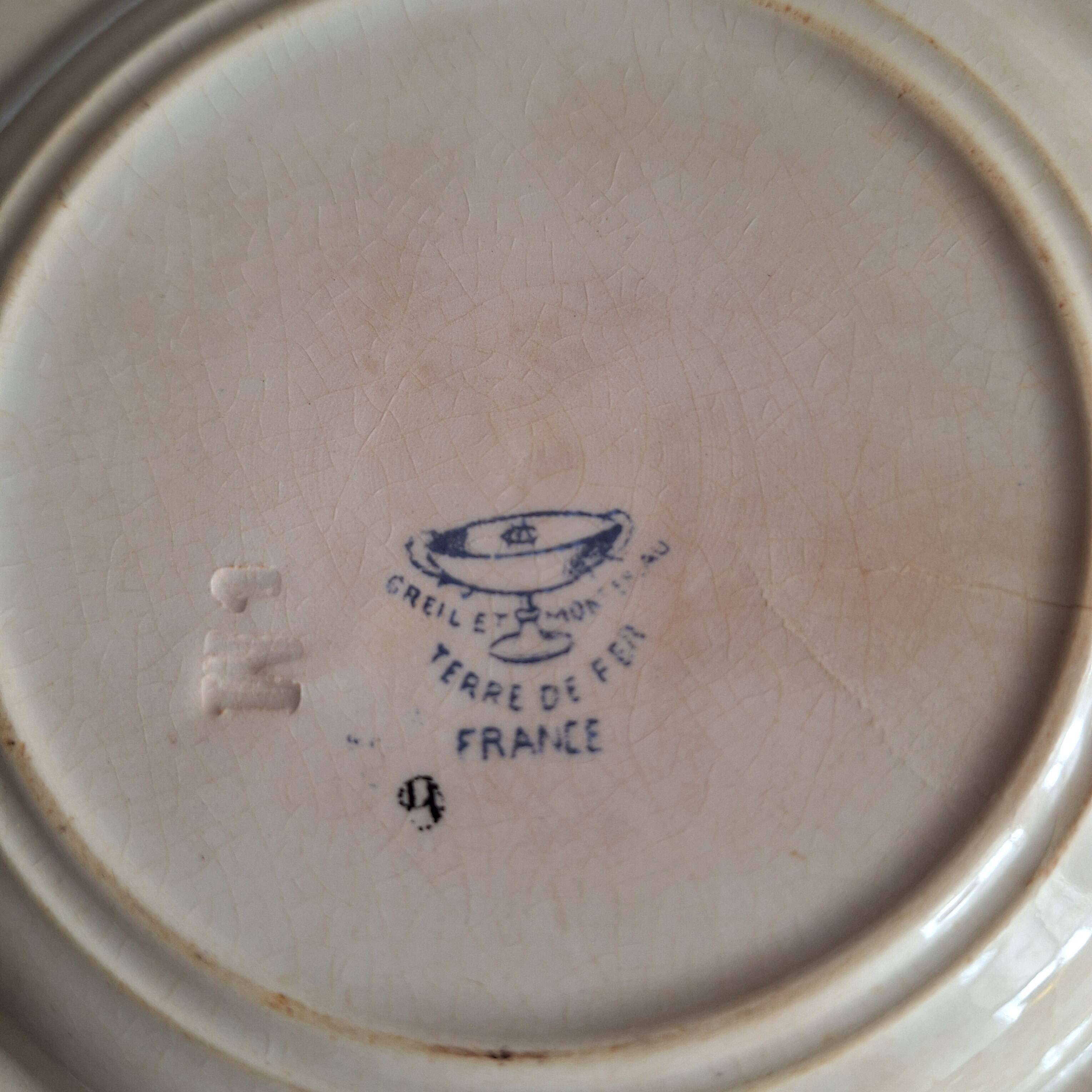 Assiettes terre de fer