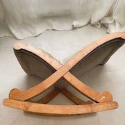 Vintage rocking footrest