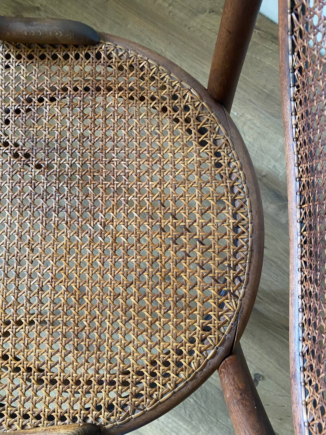 Thonet armchair n 15 curved wood and canework
