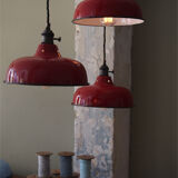 Day blind enamelled red industrial lamp