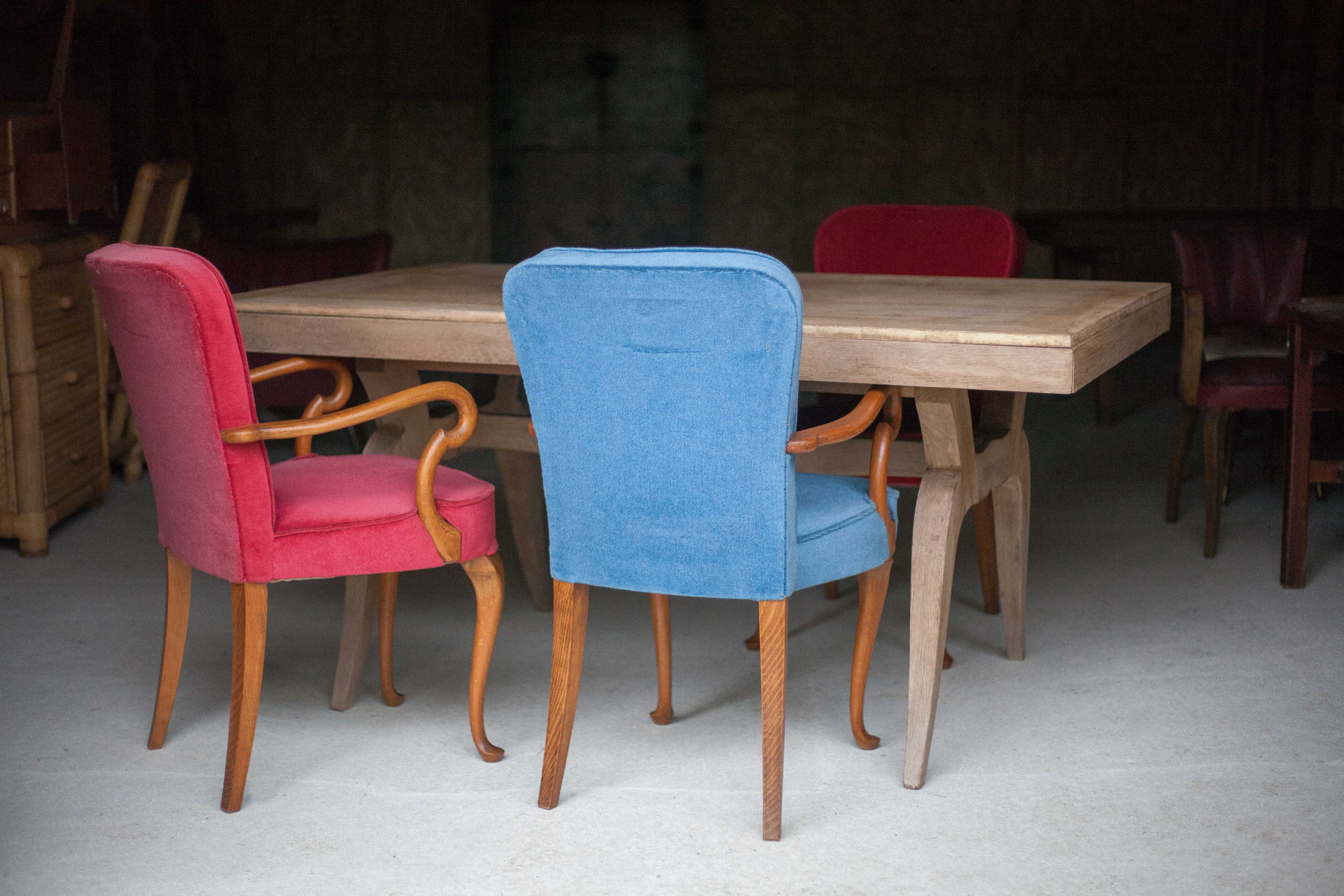 Art deco dining table