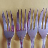 Dessert forks