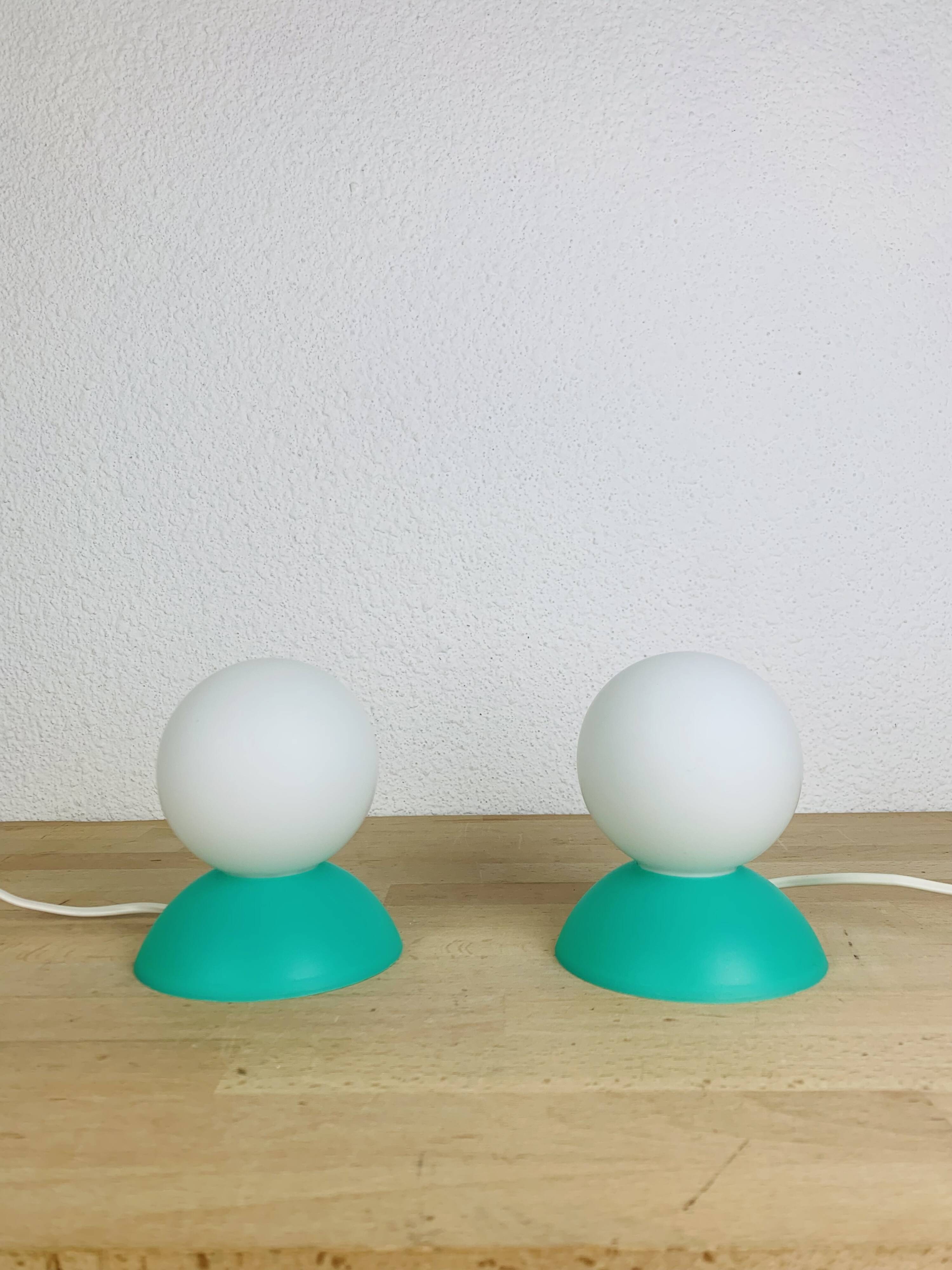 Paire de lampes boules style memphis, années 80