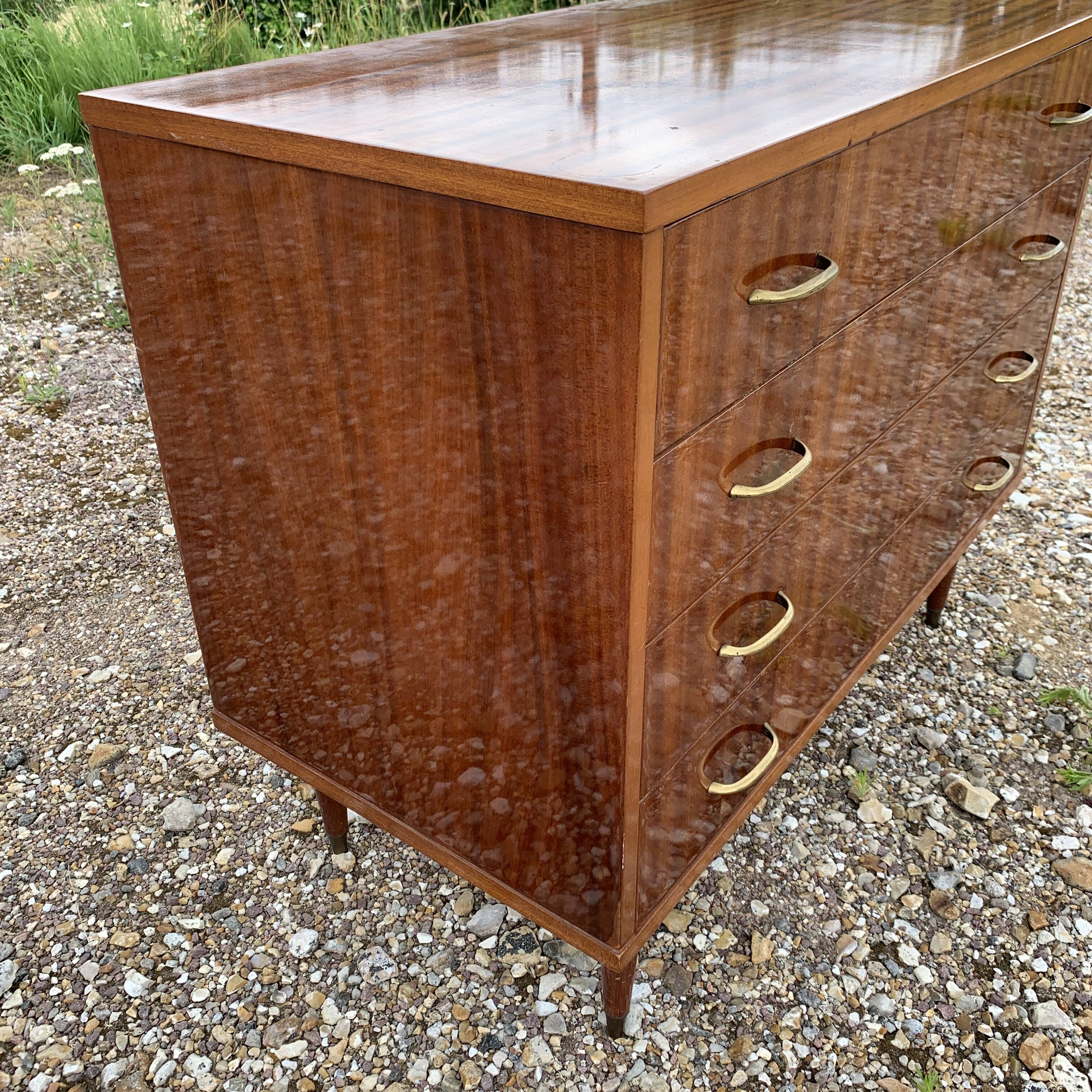 Dresser 4 drawers in varnished veneer