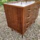 Commode 4 tiroirs en en placage vernis