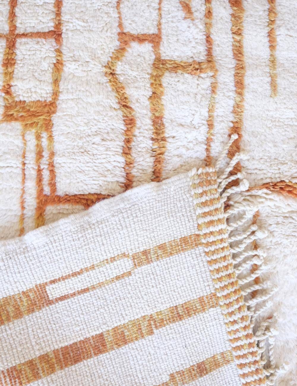 Contemporary Beni Mrirt Rug - 312 x 215 cm