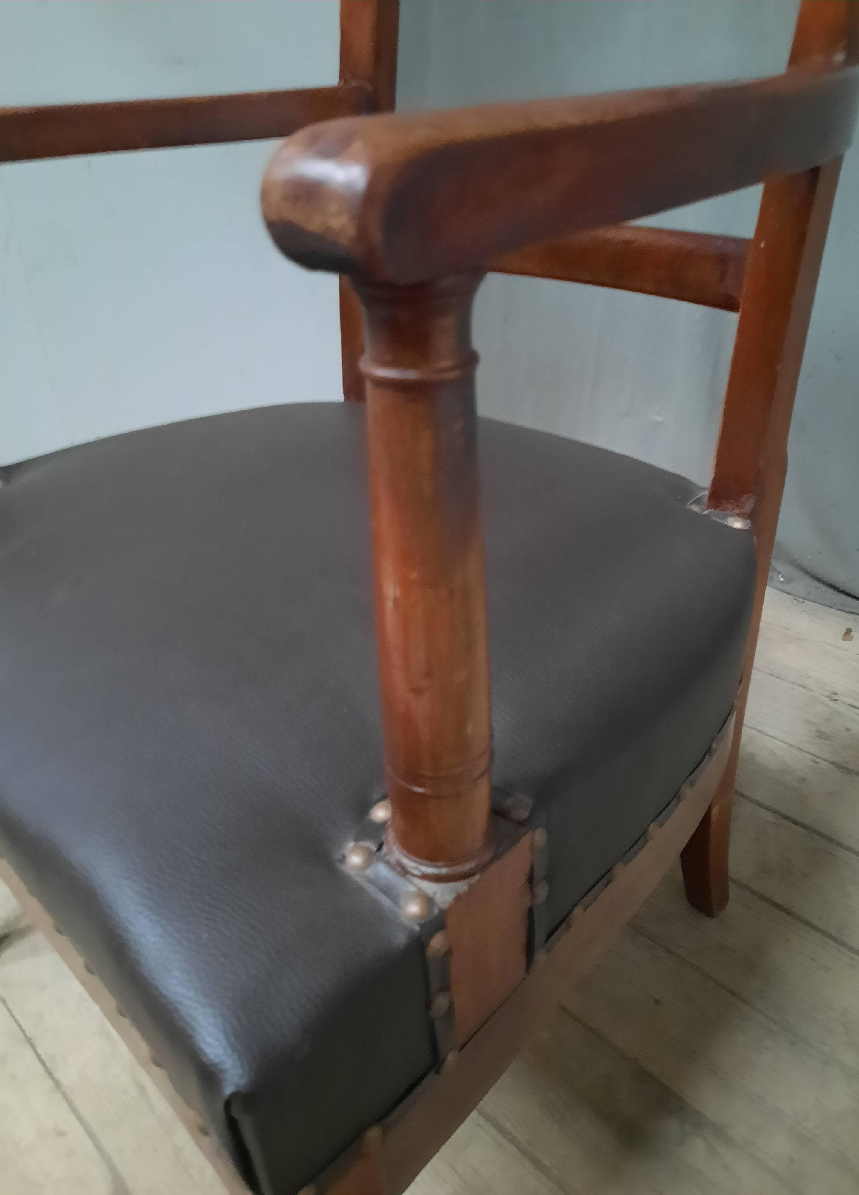 Fauteuil de bureau en acajou